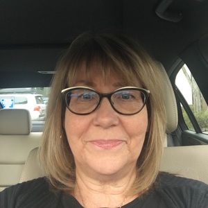 Meet your Posher, Linda